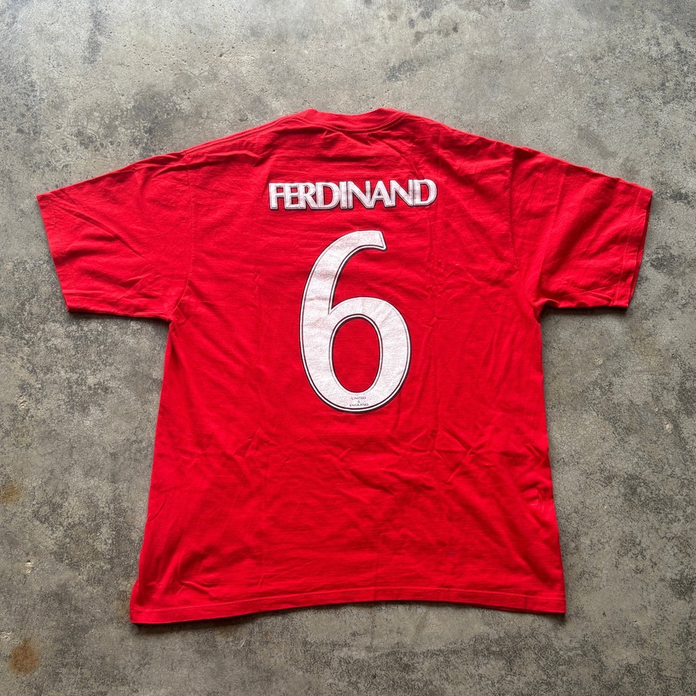 Vintage Jerzees Rio Ferdinand Manchester United Red Graphic T-Shirt Mens XL - Picture 3 of 3